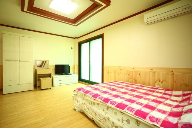 Bluesky Pension Pocheon-si Exterior foto