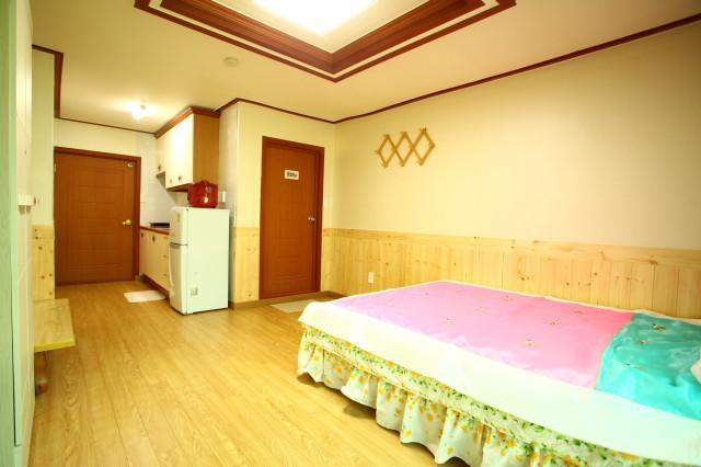 Bluesky Pension Pocheon-si Exterior foto
