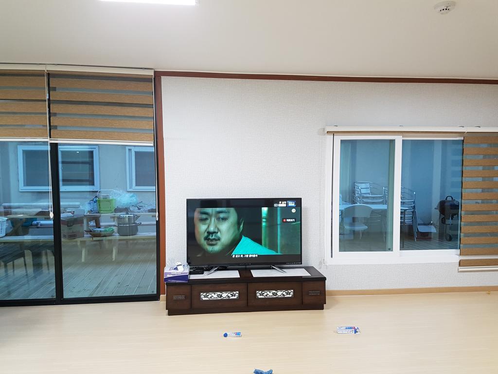 Bluesky Pension Pocheon-si Exterior foto