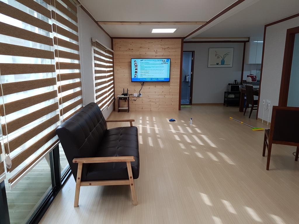 Bluesky Pension Pocheon-si Exterior foto